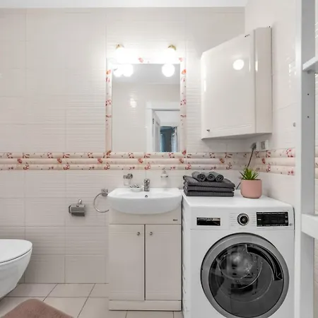 Lejlighed Szczesliwice - Office, Balcony And Parking - By Rentujemy