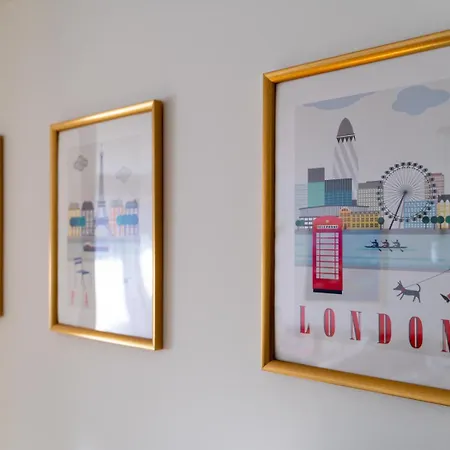 Szczesliwice - Office, Balcony And Parking - By Rentujemy