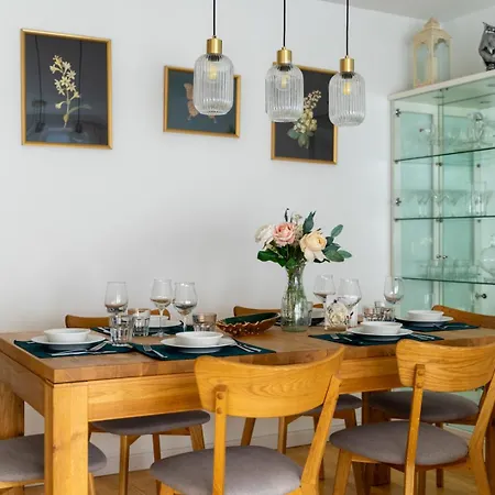 Szczesliwice - Office, Balcony And Parking - By Rentujemy 바르샤바