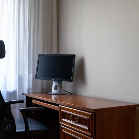 Szczesliwice - Office, Balcony And Parking - By Rentujemy *