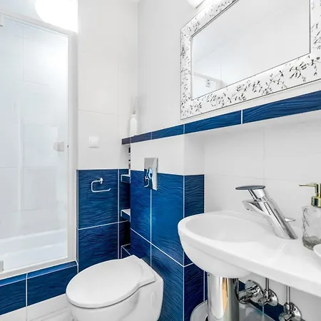 Szczesliwice - Office, Balcony And Parking - By Rentujemy *