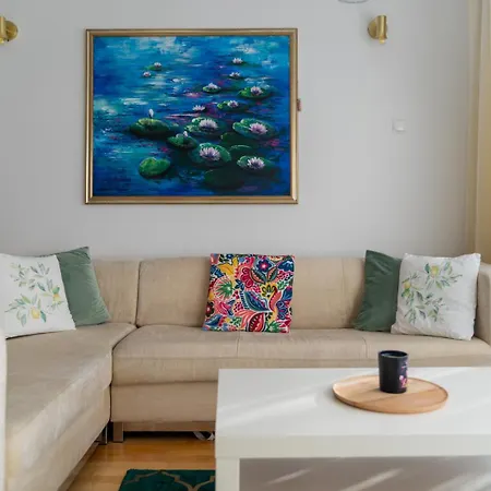 Szczesliwice - Office, Balcony And Parking - By Rentujemy