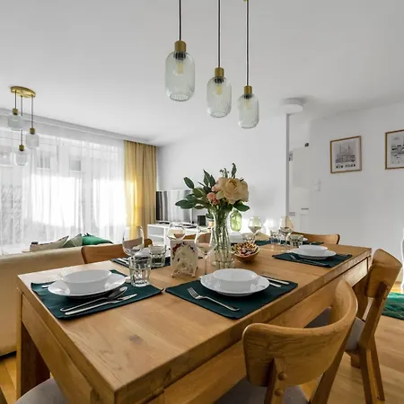 Szczesliwice - Office, Balcony And Parking - By Rentujemy Apartment