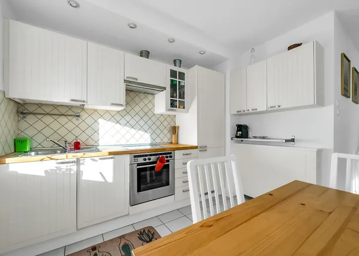 Szczesliwice - Office, Balcony And Parking - By Rentujemy * وارسو