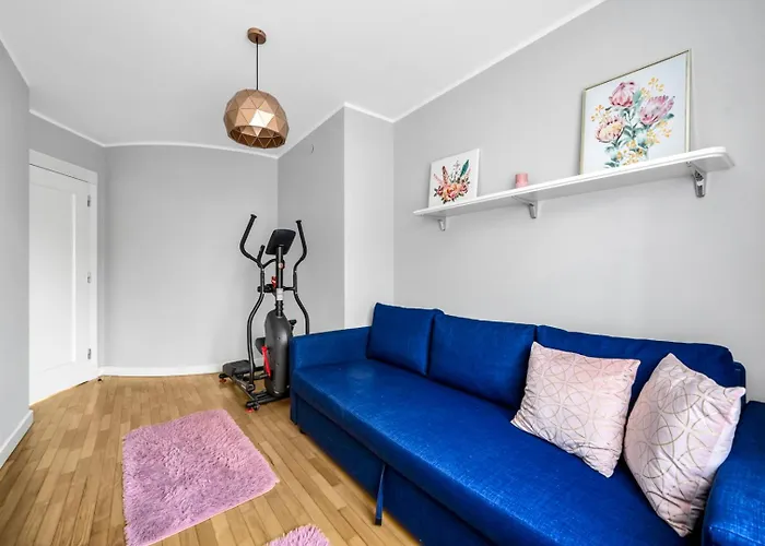 Szczesliwice - Office, Balcony And Parking - By Rentujemy * وارسو