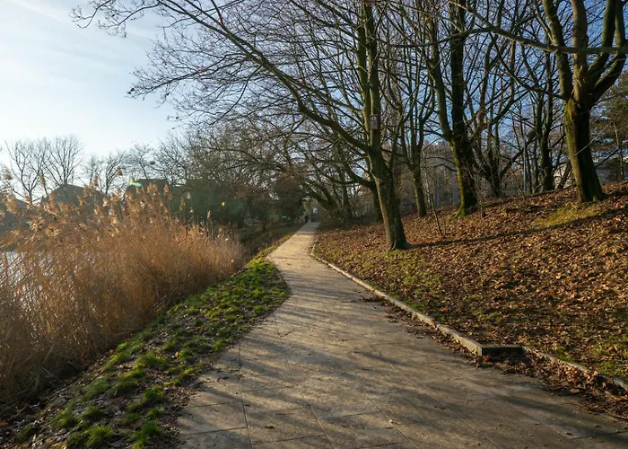 Szczesliwice - Office, Balcony And Parking - By Rentujemy وارسو
