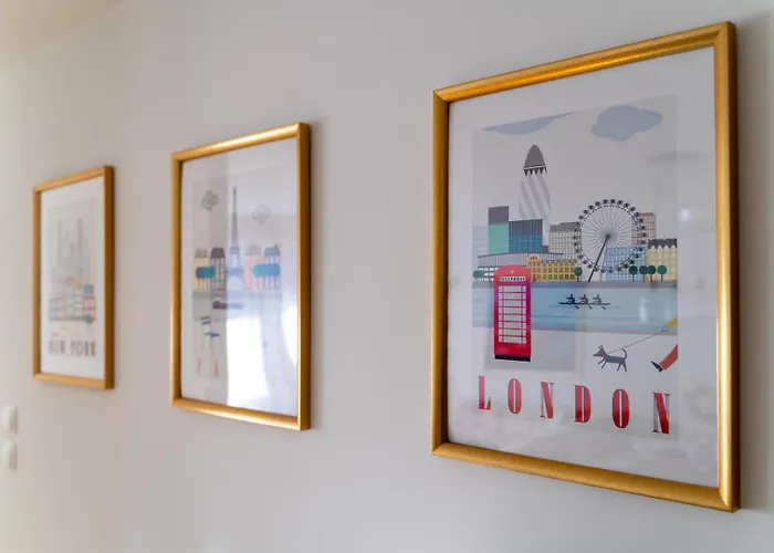 Szczesliwice - Office, Balcony And Parking - By Rentujemy