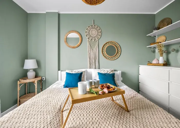 Szczesliwice - Office, Balcony And Parking - By Rentujemy *