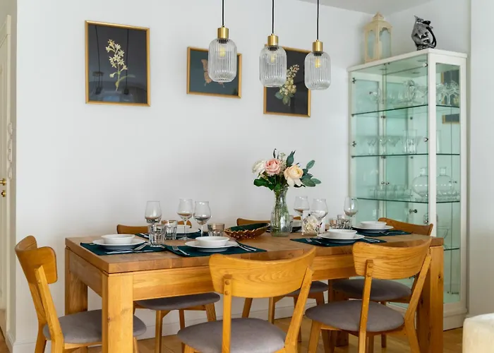 Szczesliwice - Office, Balcony And Parking - By Rentujemy وارسو