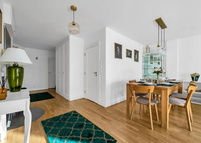 Szczesliwice - Office, Balcony And Parking - By Rentujemy * وارسو