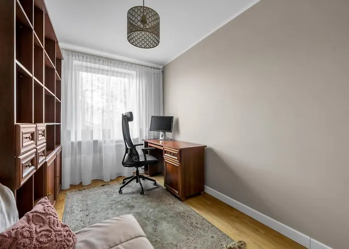 شقة Szczesliwice - Office, Balcony And Parking - By Rentujemy وارسو